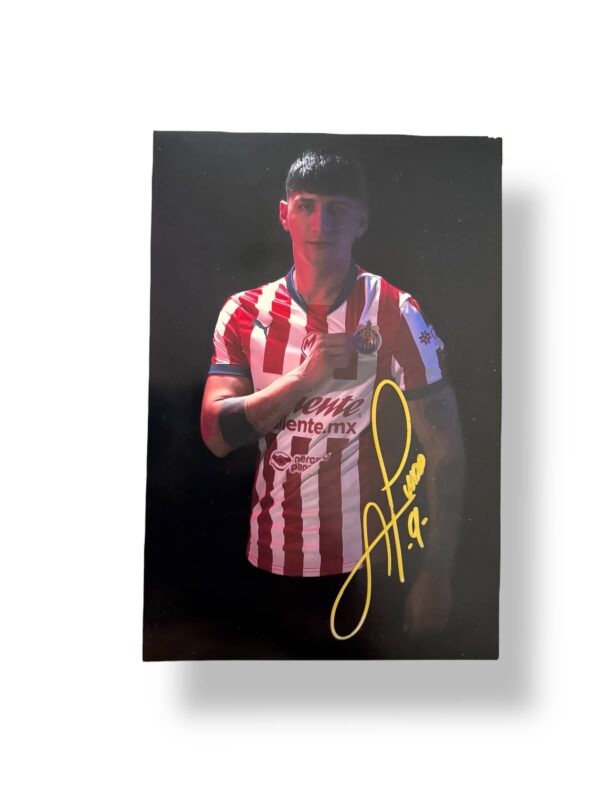 Alan Pulido Autógrafo