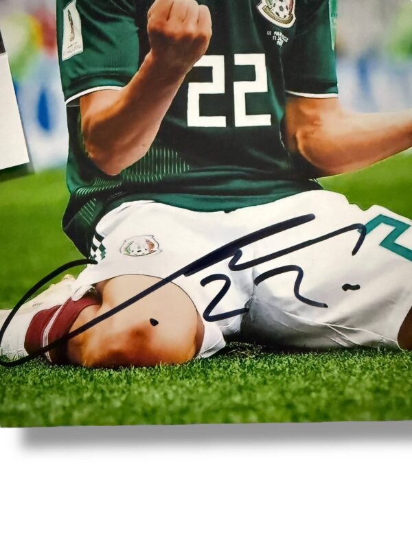 Hirving Lozano autógrafo